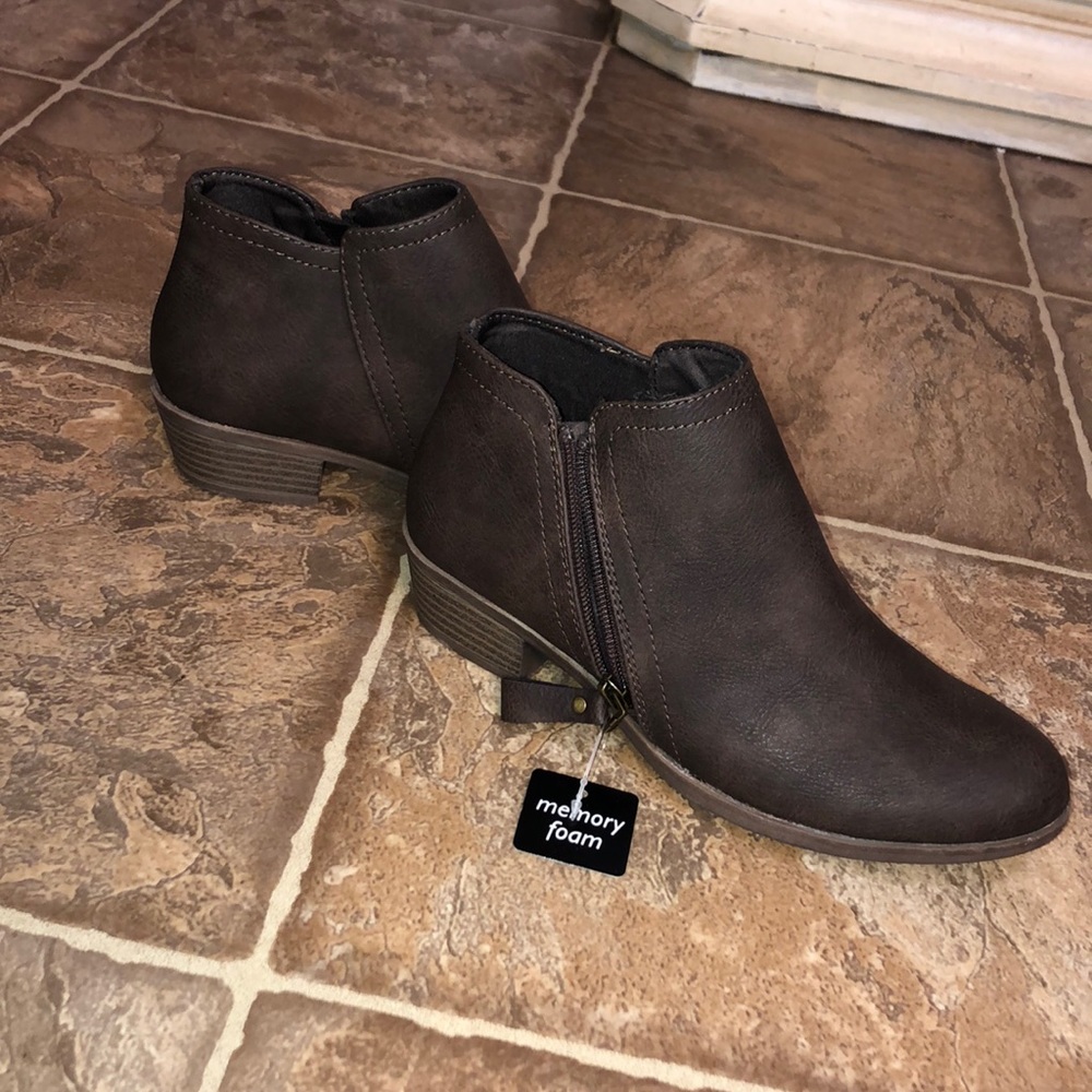 Wedge booties